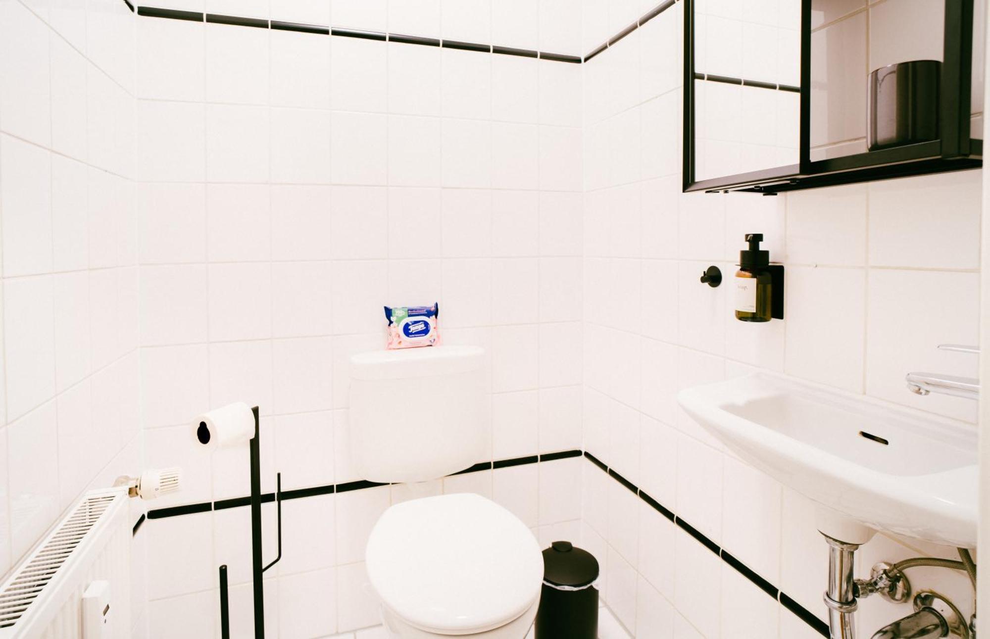 Rebelrents #4 Design Trifft Komfort - Einzigartiges Ferienapartment In Der Nahe Des Hauptbahnhofs Halle  Luaran gambar